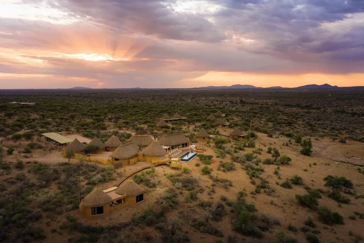 Safari dans la réserve privée d’Omaanda